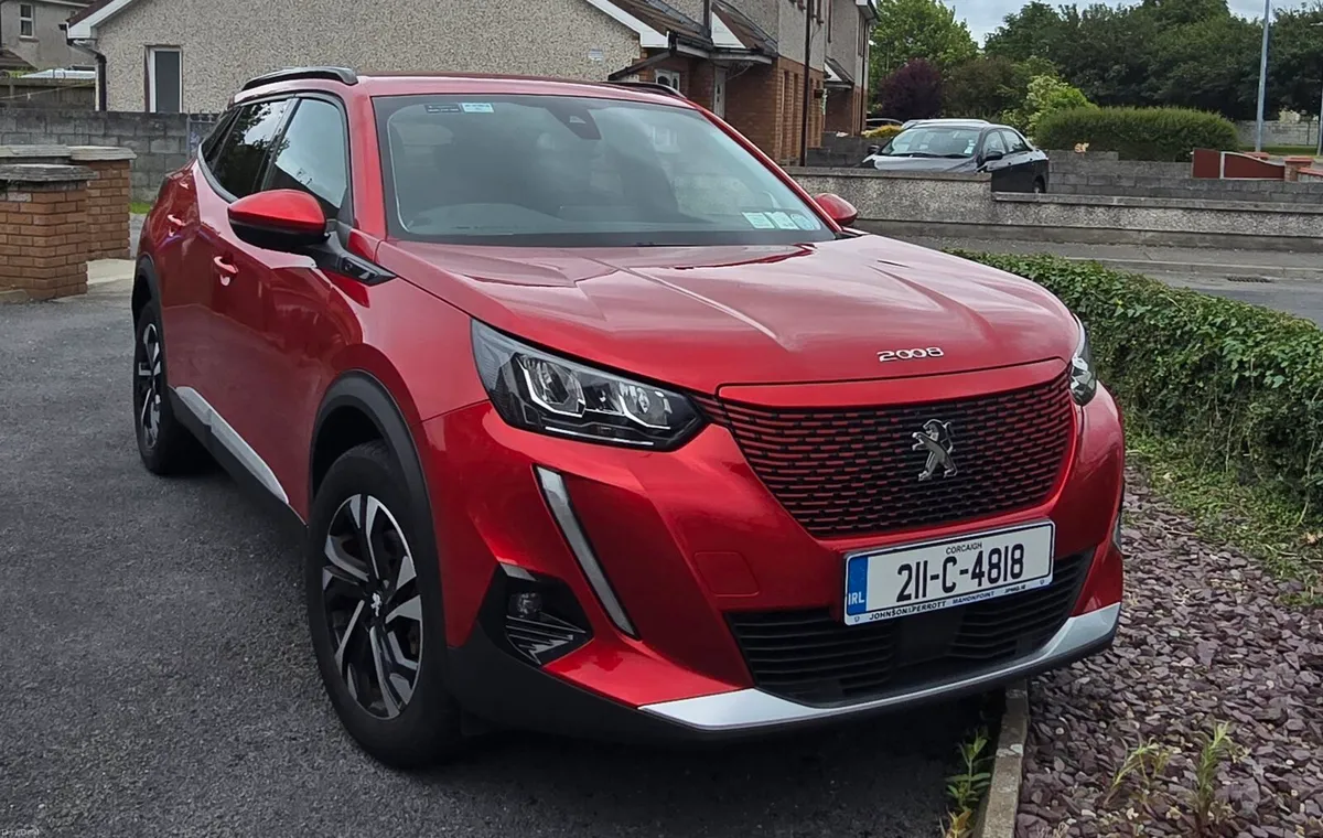 Peugeot e-2008 Allure Full Electric | Low Mileage - Image 3