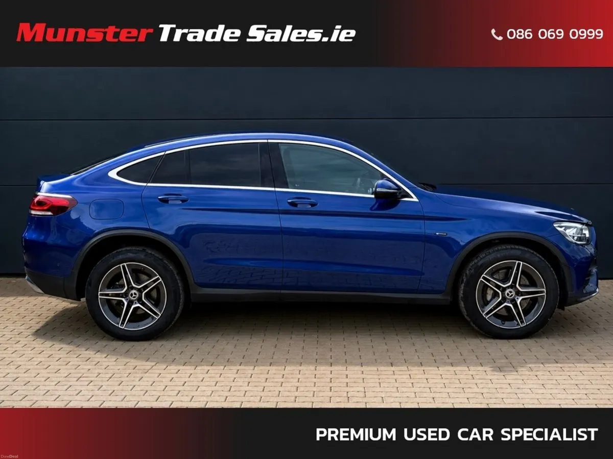 Mercedes-Benz GLC GLC300d  4 MATIC AMG Line Premiu - Image 3