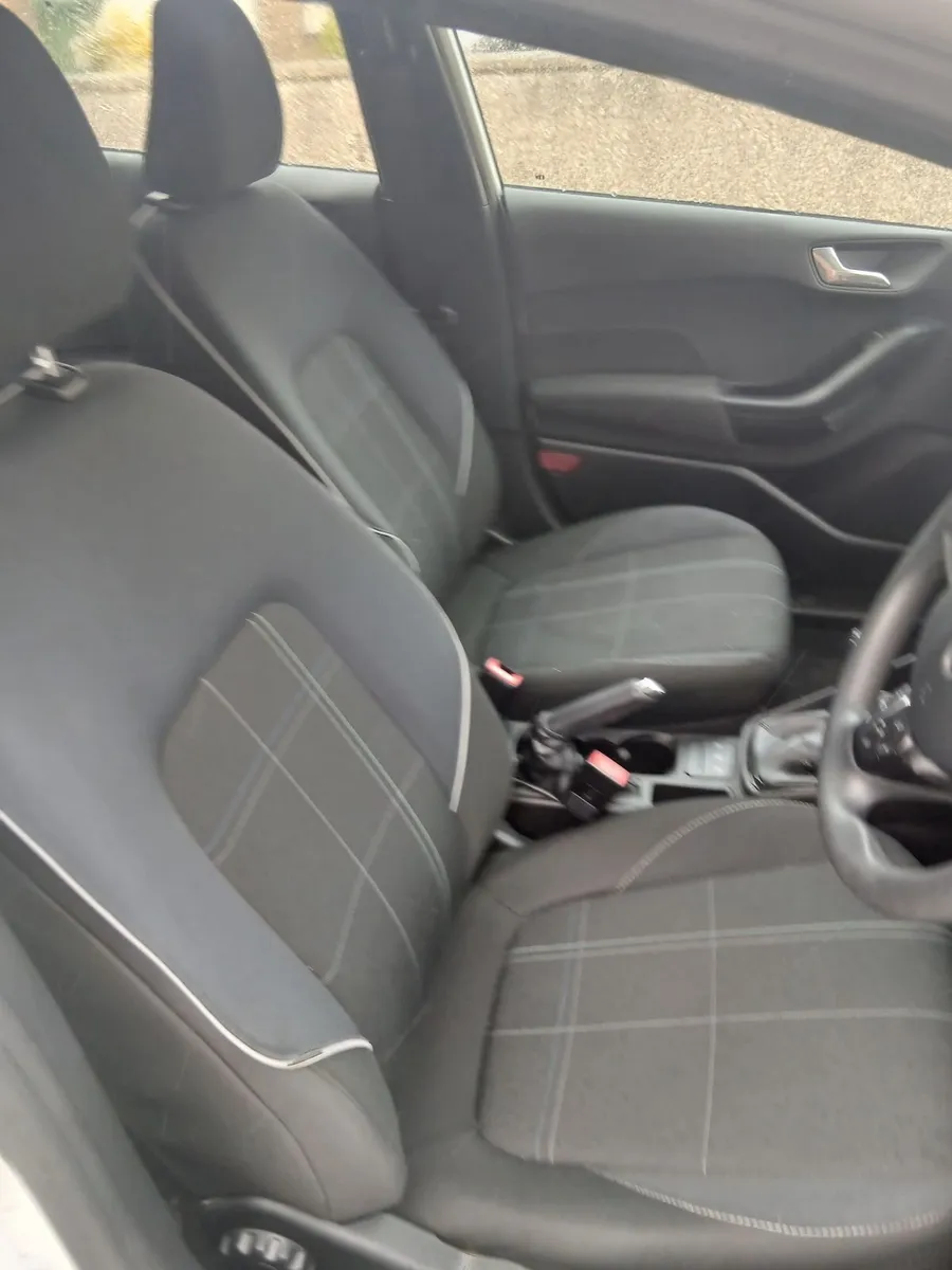 Ford Fiesta 2017 - Image 5