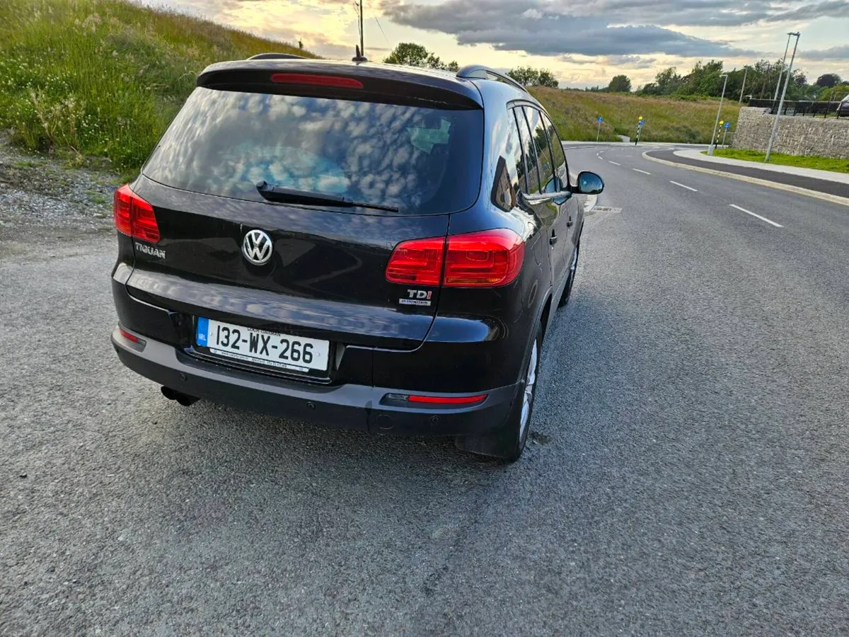 VW  tiguan nct 04/2027 - Image 3