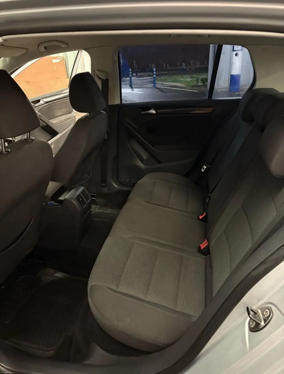 Volkswagen Golf 2011 1.6 - Image 4
