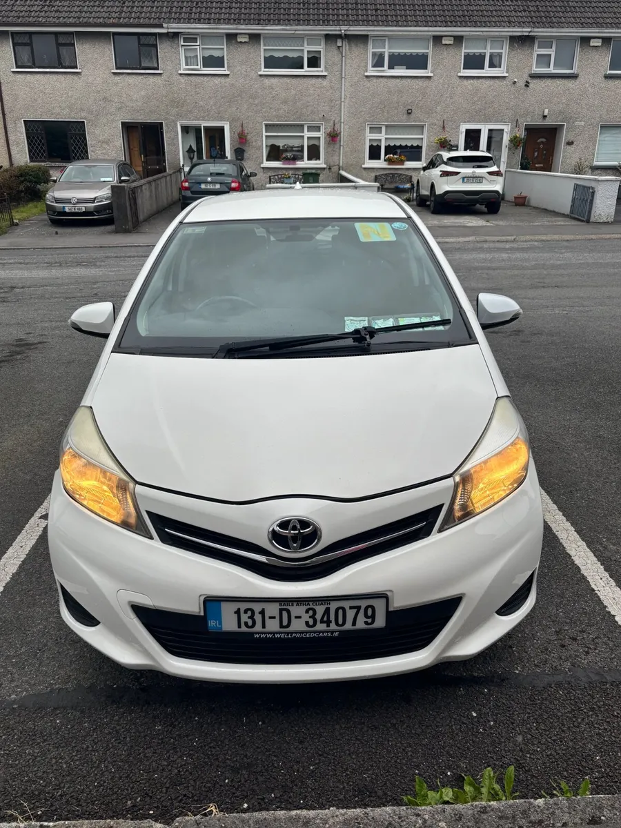 Toyota Yaris 2013 - Image 1