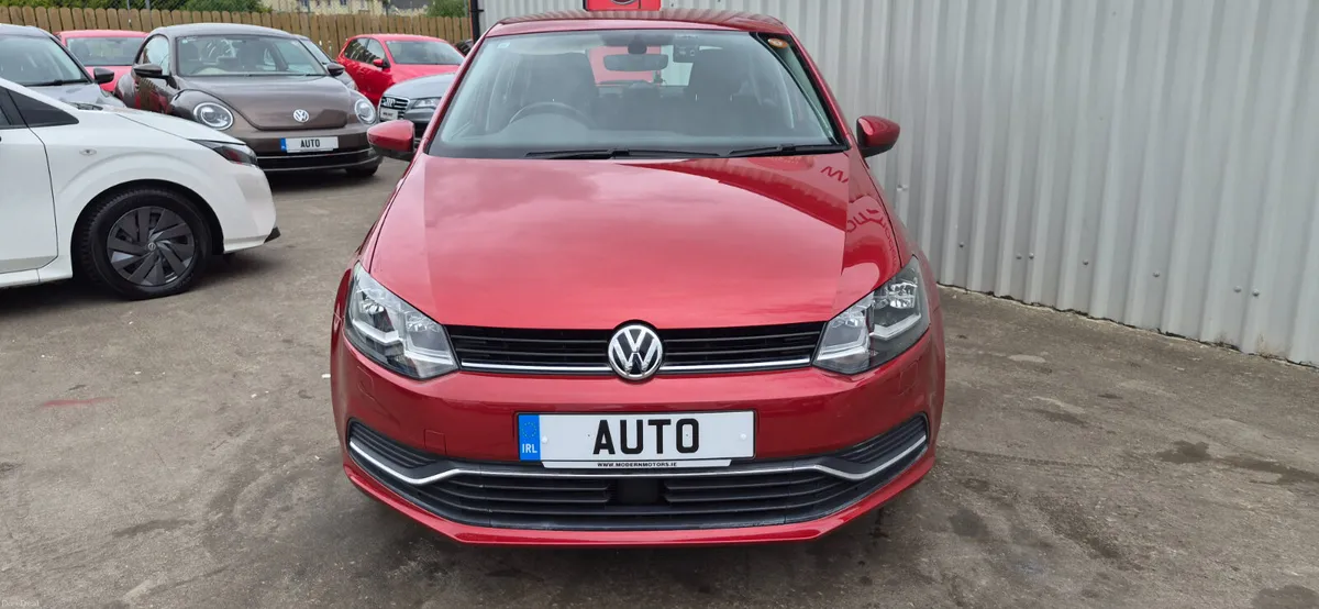 Volkswagen Polo automatic lounge 1.2petrol low kms - Image 3