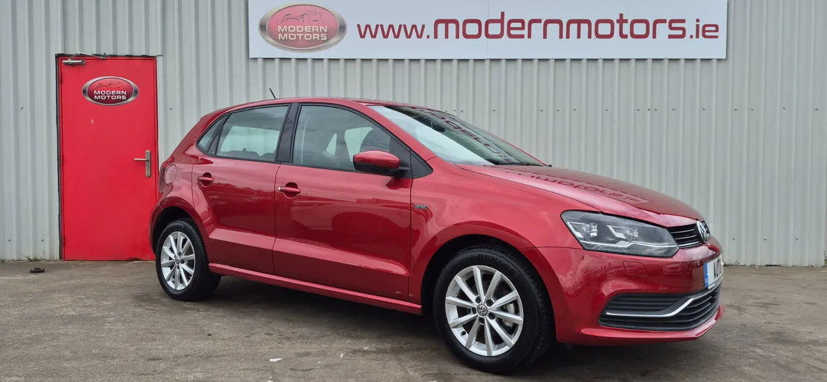 Volkswagen Polo automatic lounge 1.2petrol low kms - Image 4