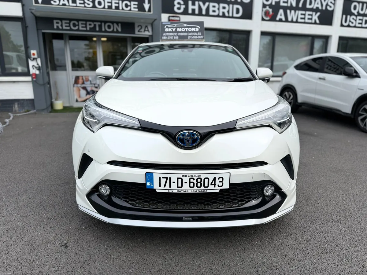 2017 Toyota C-HR 1.8 Hybrid Auto,Top Specs Leather - Image 3