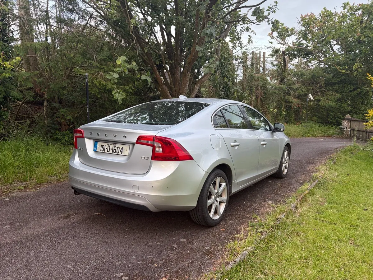 2016 Volvo S60 - Image 3