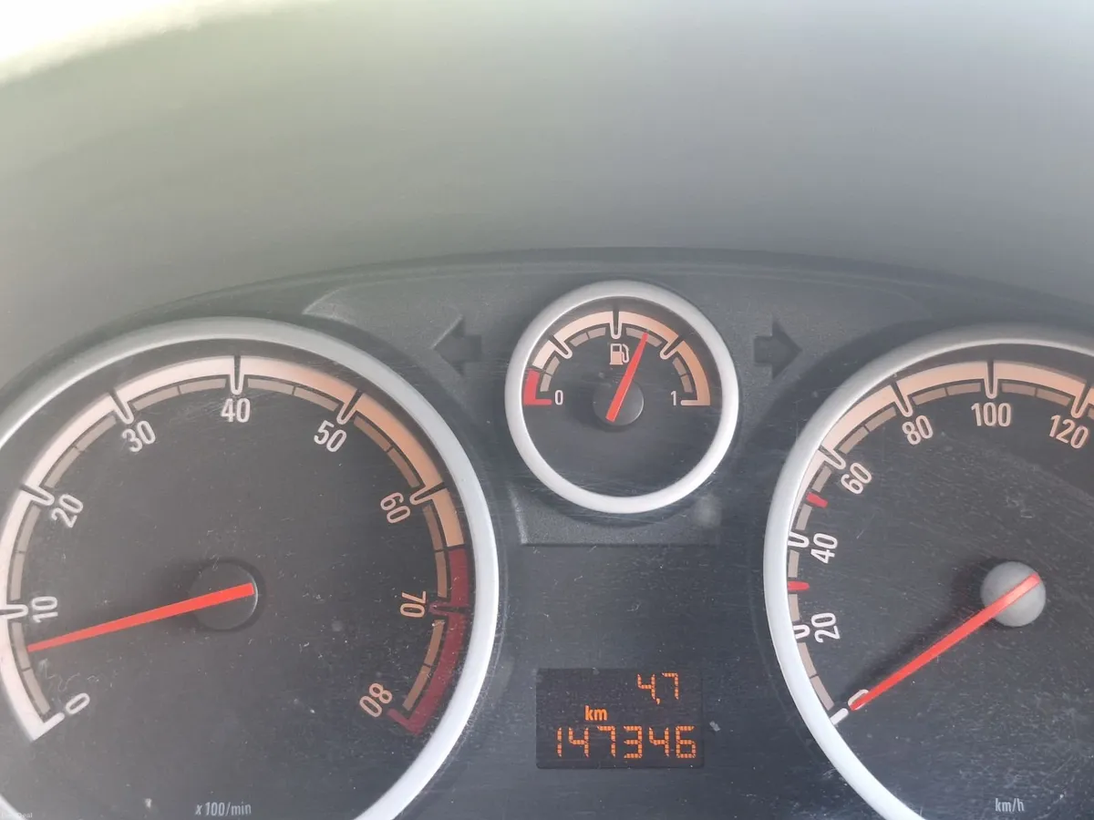 Opel Corsa 1.2 petrol 2007 - Image 4
