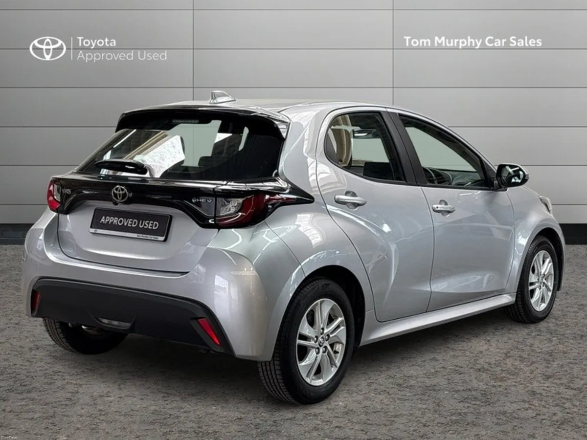 Toyota Yaris YARIS HYBRID 1.5 LUNA - IRISH CAR - U - Image 2