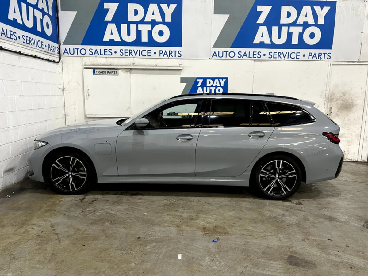 BMW 3-Series M SPORT TOURING PHEV - Image 4