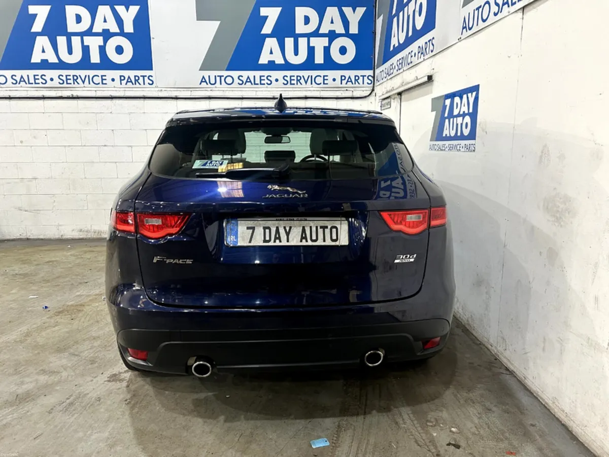 Jaguar F-Pace F-PACE 3.0 D AWD PORTFOLIO 5DR AUTO - Image 6