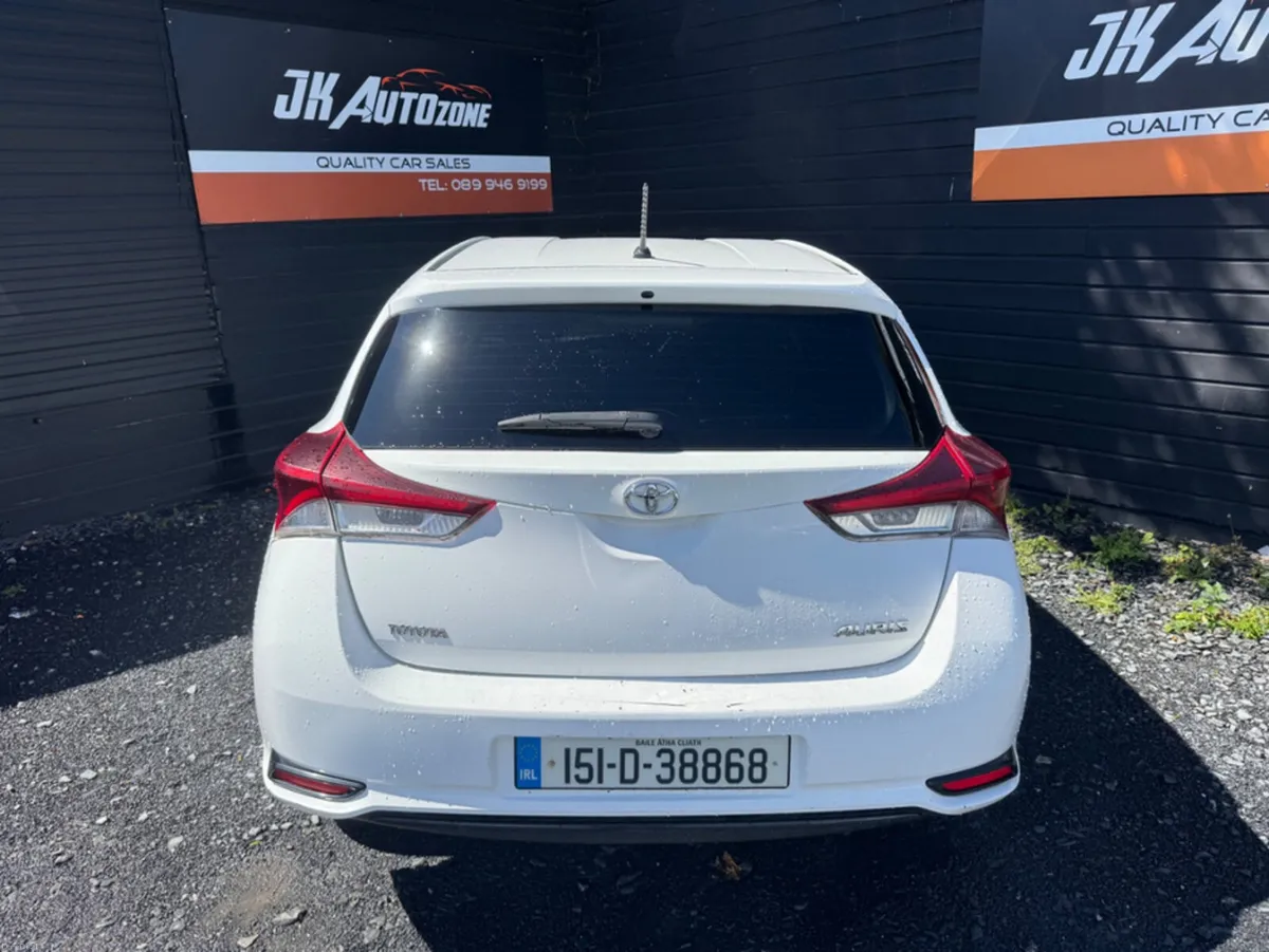 Toyota Auris 1.4 D-4D TERRA VAN 5DR - Image 5