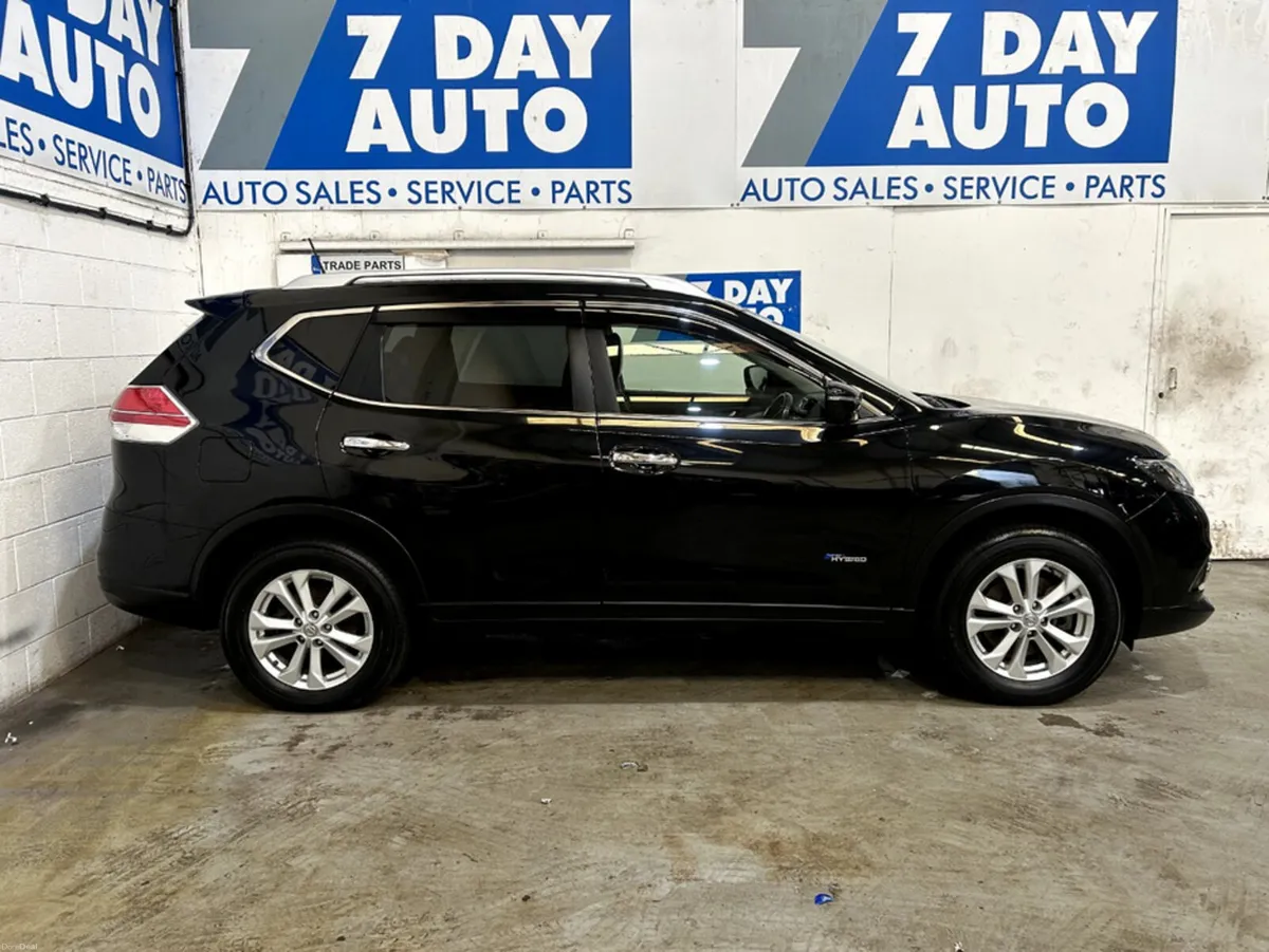 Nissan X-Trail HYBRID 5DR AUTO - Image 3