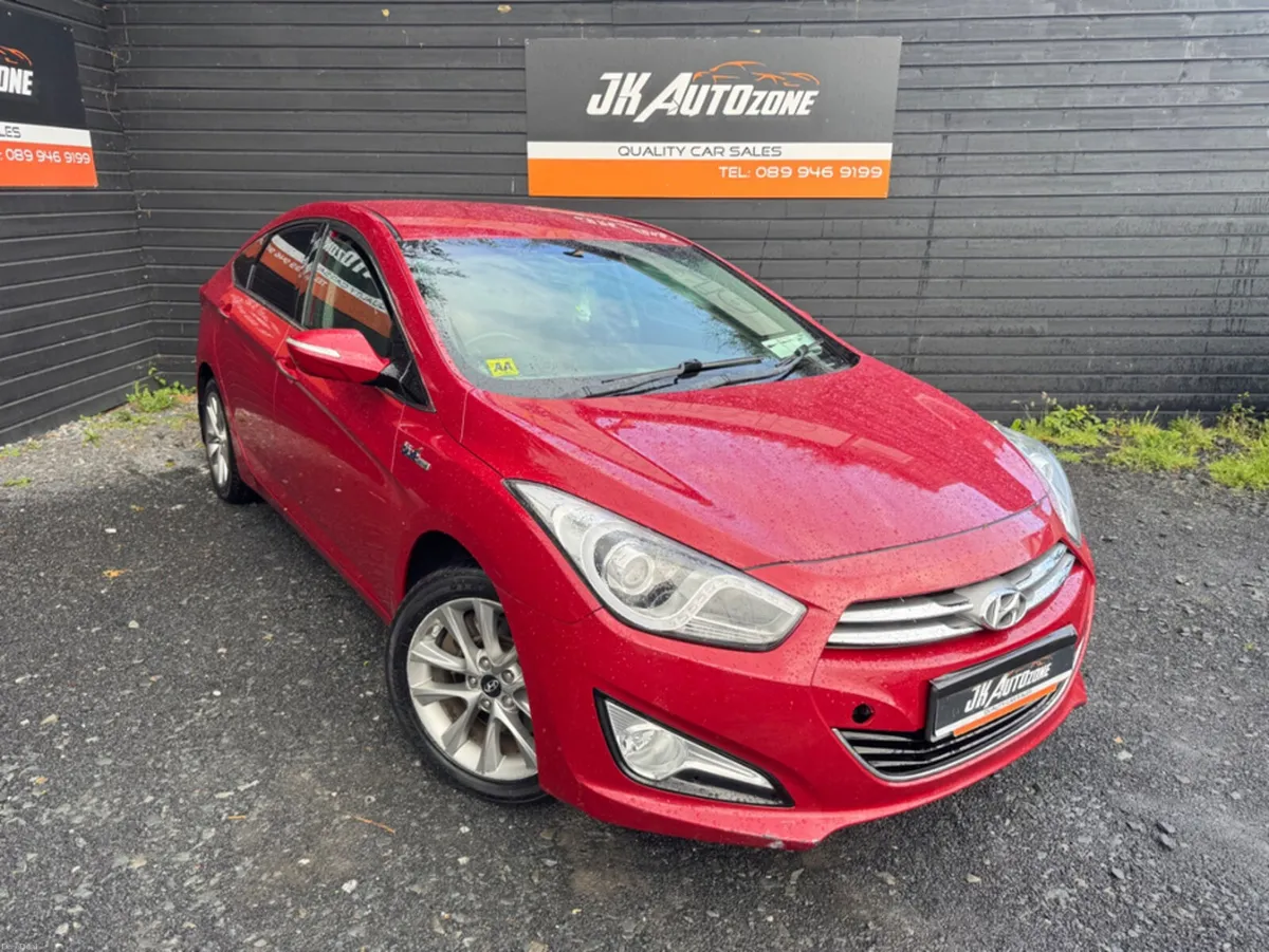 Hyundai i40 EXECUTIVE 4DR - Image 1