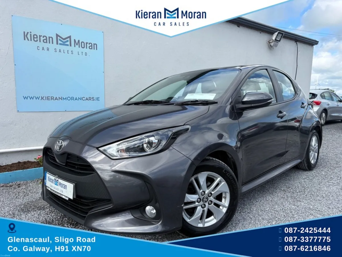 Toyota Yaris 1.0 LUNA 4DR - Image 1