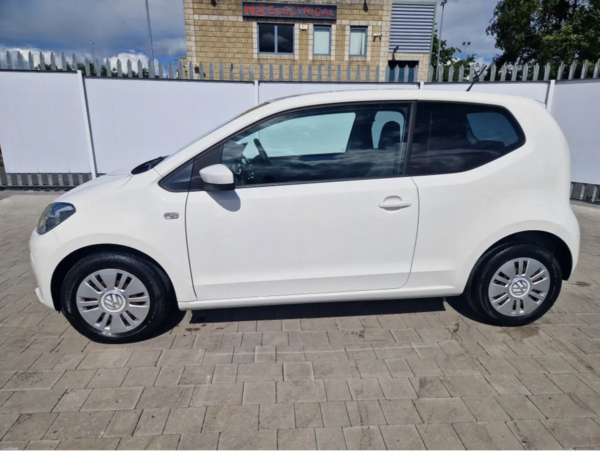 Volkswagen up! 1.0 PETROL AUTO - Image 6
