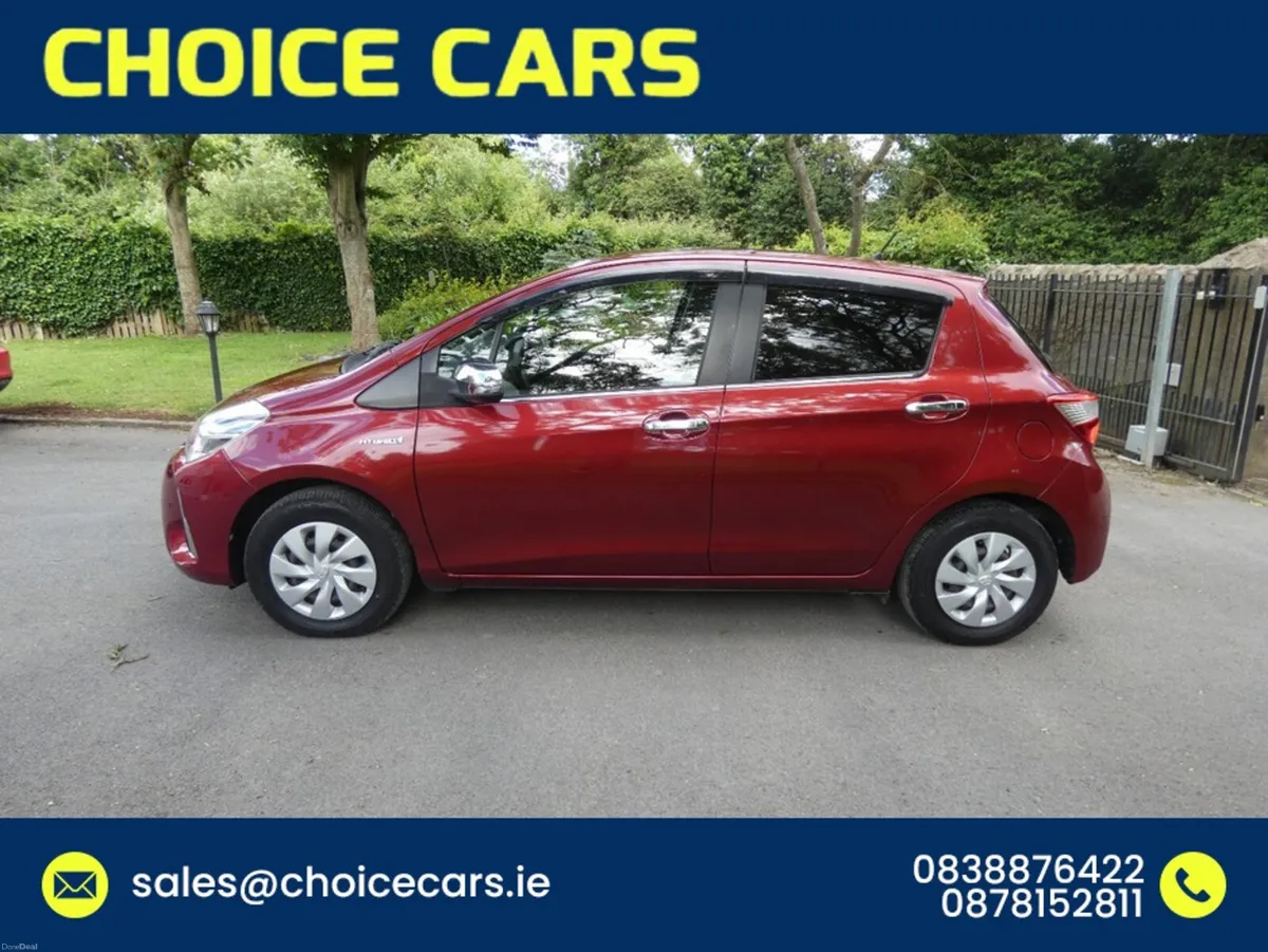Toyota Yaris 1.5 AUTO HYBRID JEWELA MODEL - Image 3