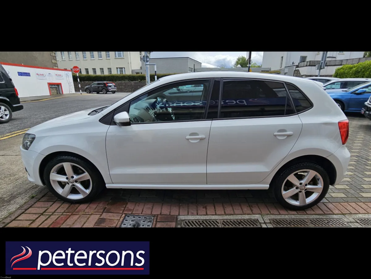 Volkswagen Polo 1.2 TSI 5 DOOR AUTOMATIC - LOW MIL - Image 5