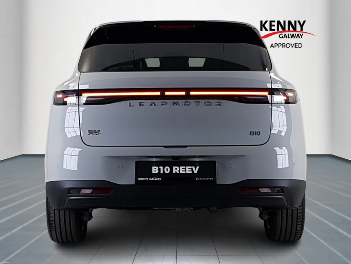 Leapmotor B10 HYBRID EV DESIGN 900KM - Image 6