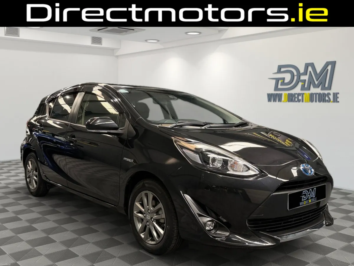 Toyota Aqua FULL LEATHER  SEATS - Image 3