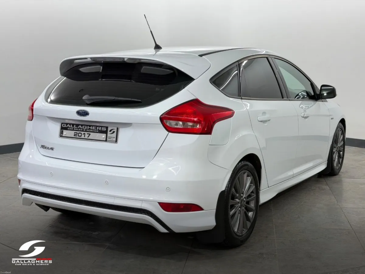 Ford Focus (171) 1.5 TDCI ST-LINE 120PS - Image 4