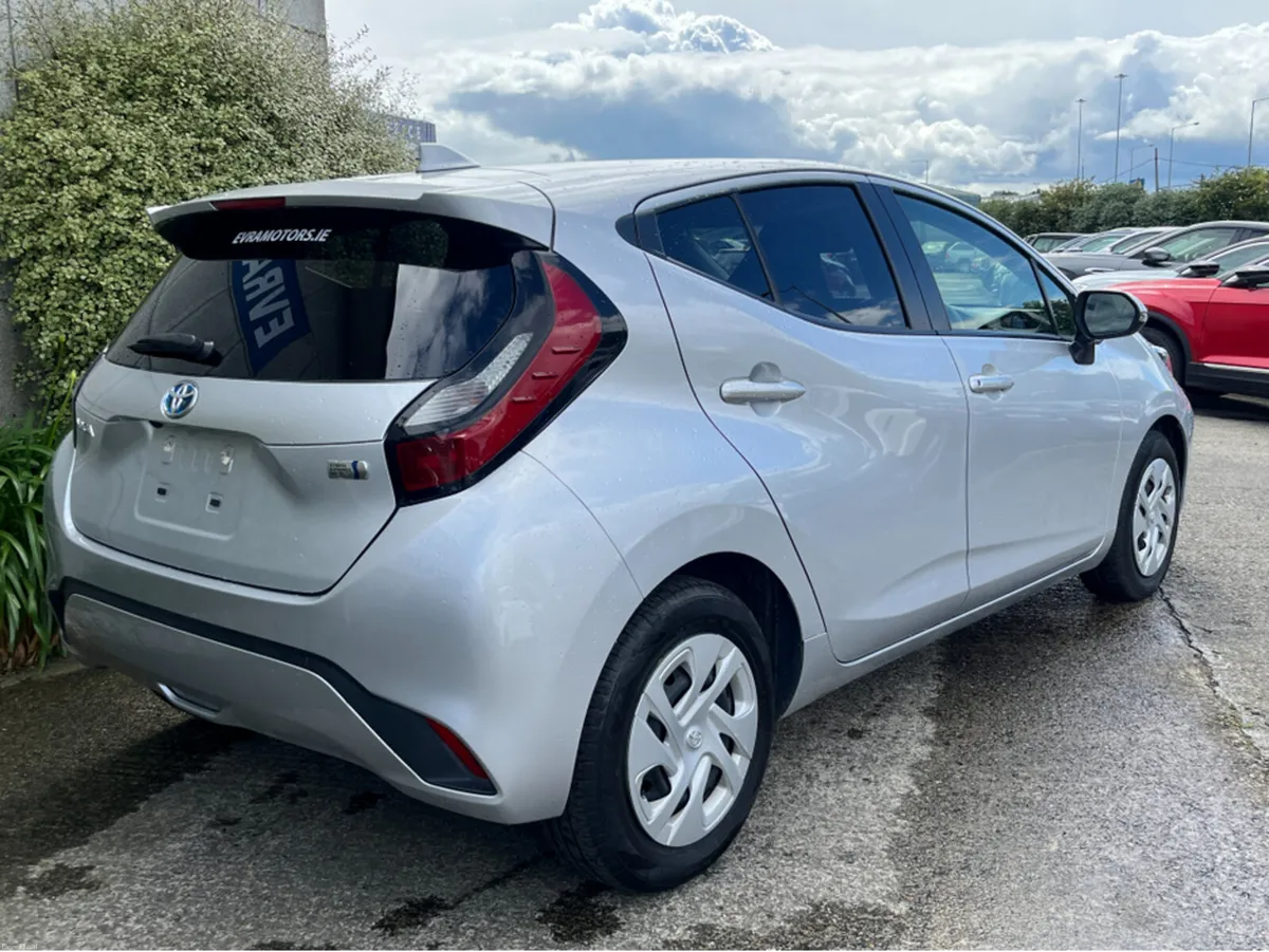 Toyota Aqua X AUTOMATIC 1.5 PETROL //REVERSE CAMER - Image 4