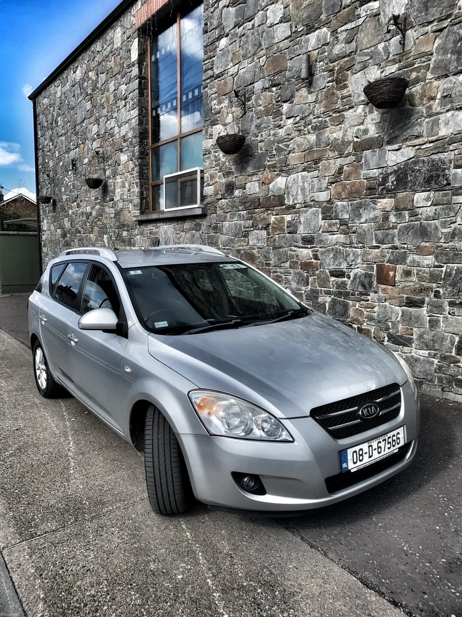 Kia Ceed 2008 CRDI 1.6 Diesel - Image 1