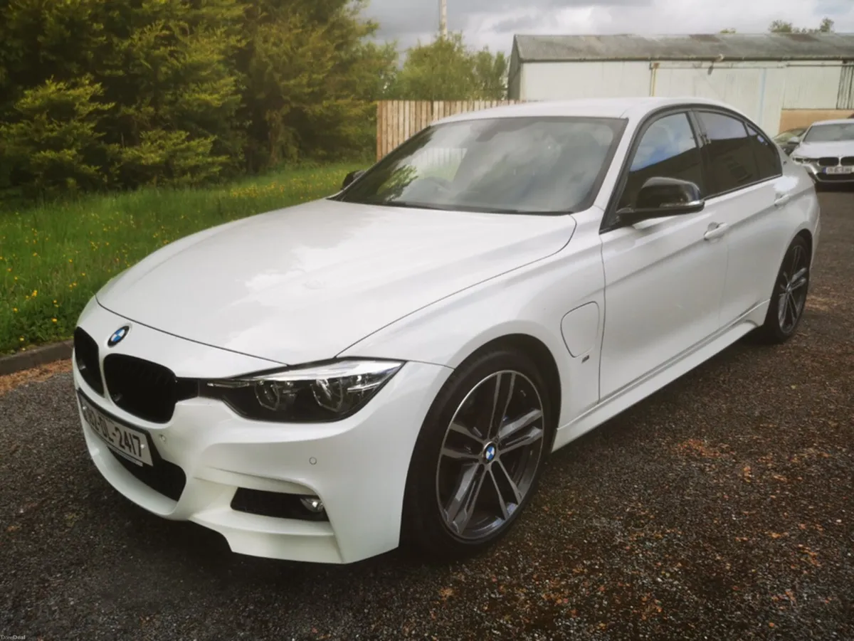 BMW 3-Series M SPORT SHADOW EDITION - Image 5