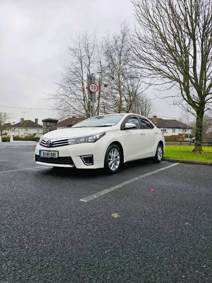 Toyota Corolla 2016 - Image 1