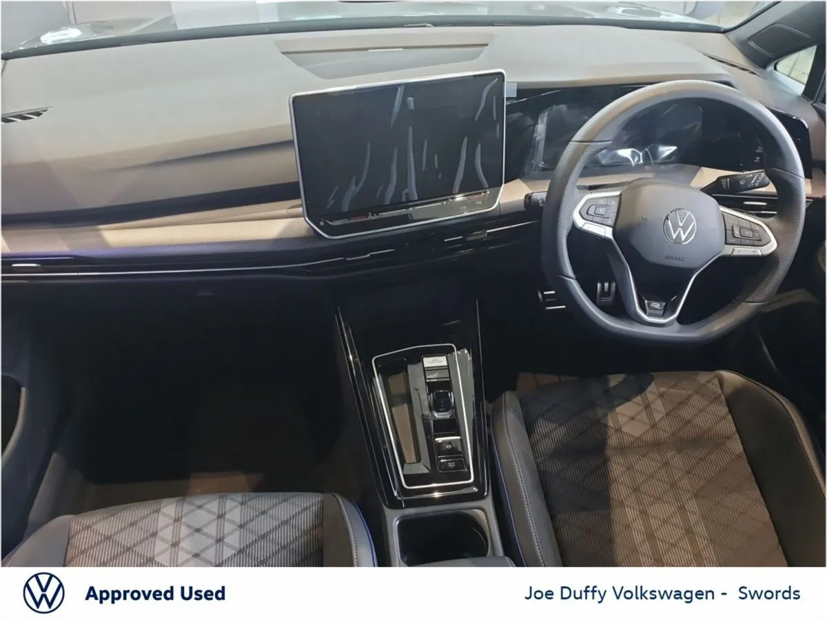 Volkswagen Golf Golf R-LINE 1.5 TSI MHEV 150HP - Image 2