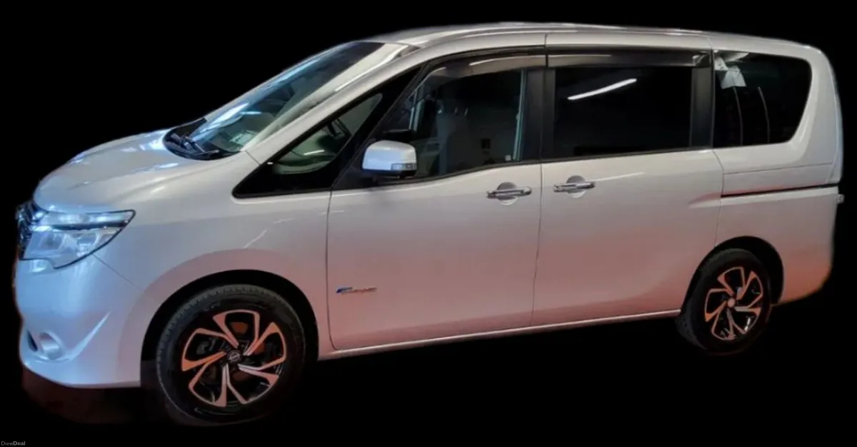 NISSAN SERENA HYBRID 8 SEATS AUTOMATIC HIGHER SPEC - Image 2