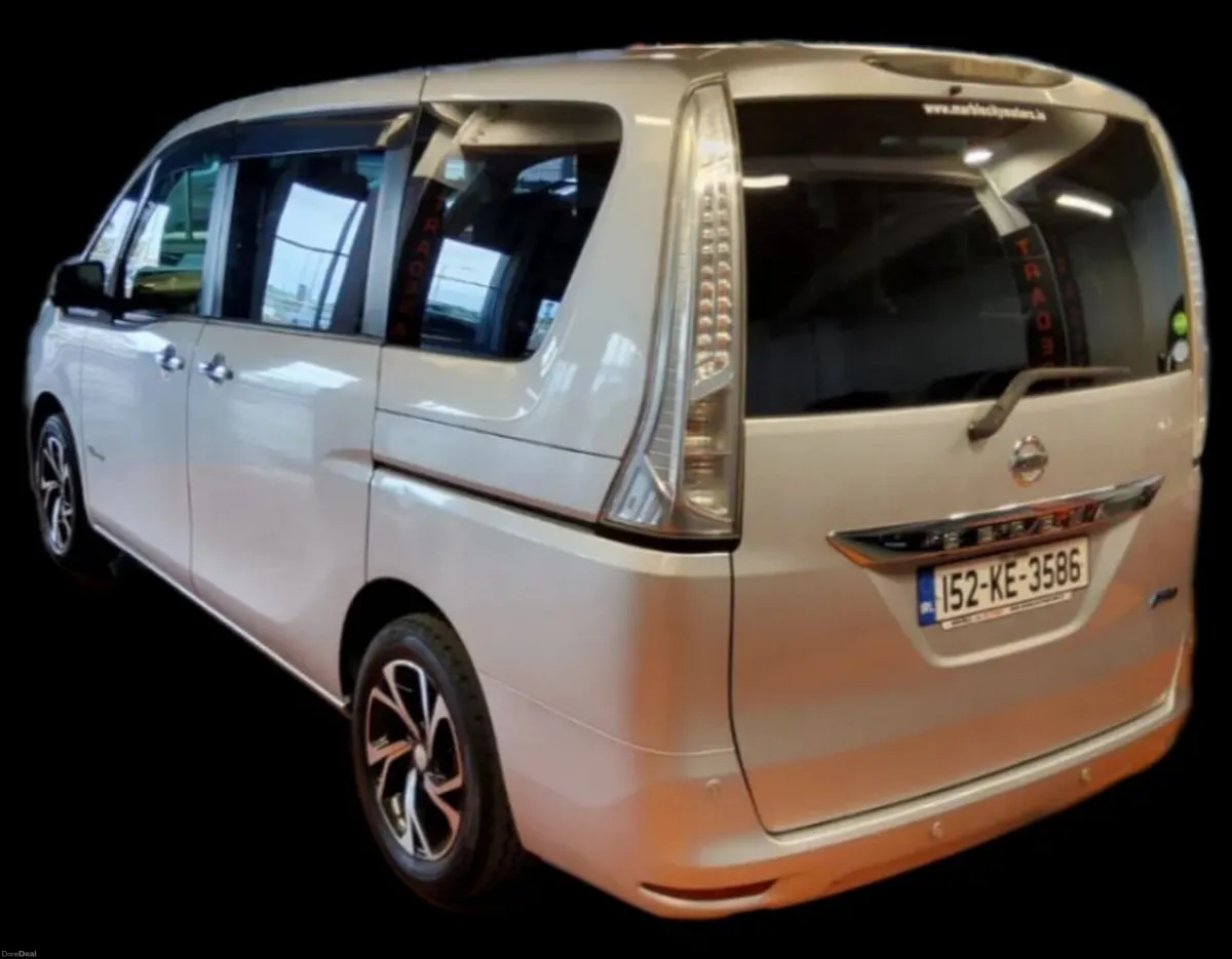 NISSAN SERENA HYBRID 8 SEATS AUTOMATIC HIGHER SPEC - Image 4