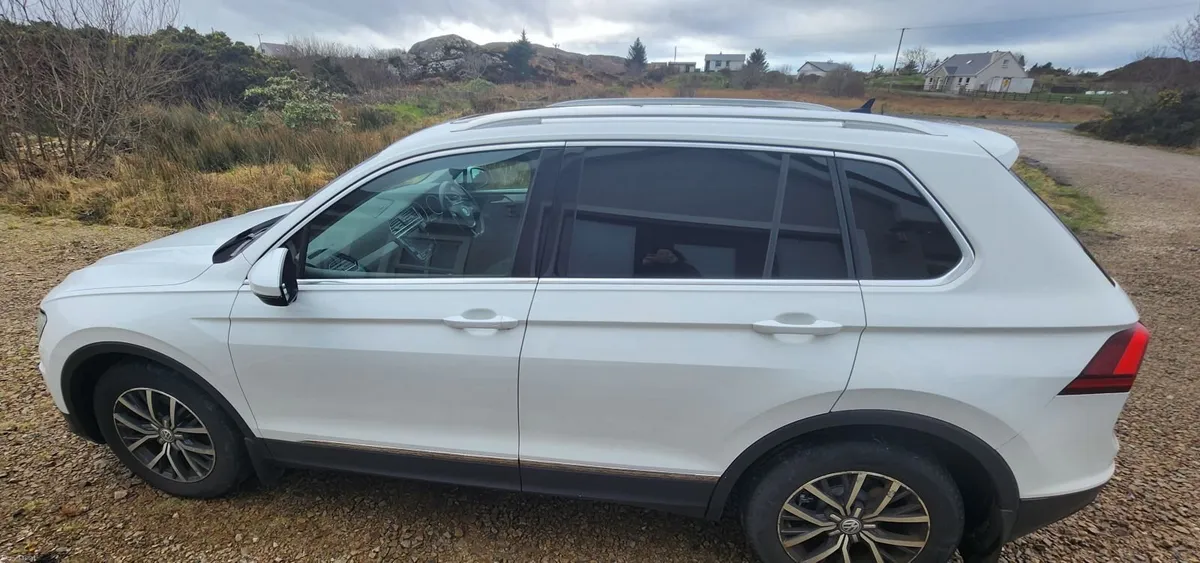 Volkswagen Tiguan 2017 - Image 1