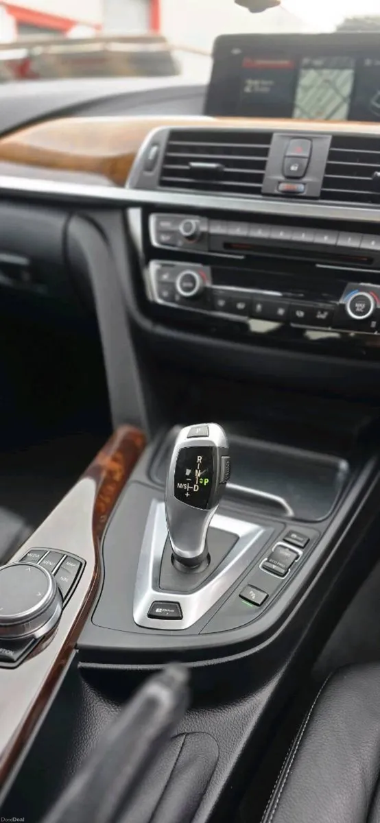 Bmw 330e for sale 41000km - Image 2