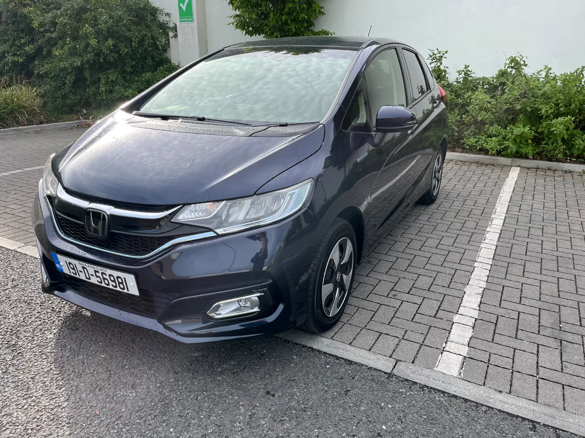 Honda Fit 2019 VERY LOW MILEAGE. NICE SPEC. - Image 3