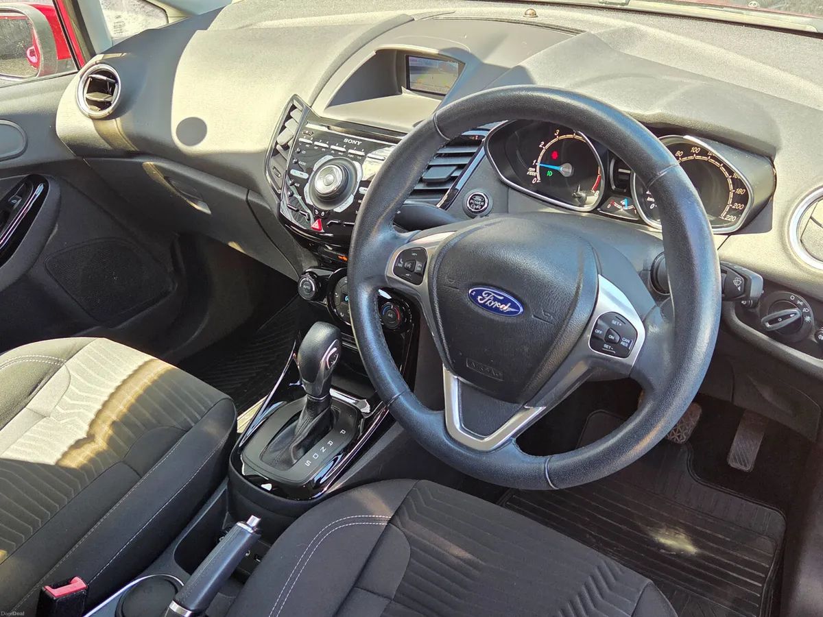 FORD FIESTA ST-LINE AUTO - Image 6