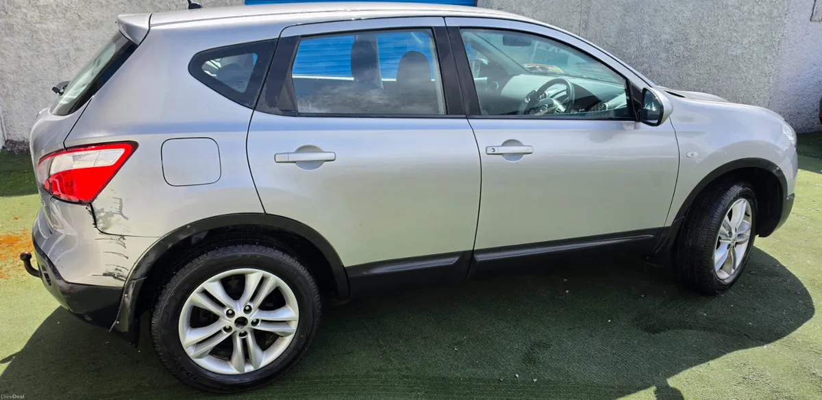 Nissan Qashqai 1.6TD 4X4 NEW NCT TAX - Image 4