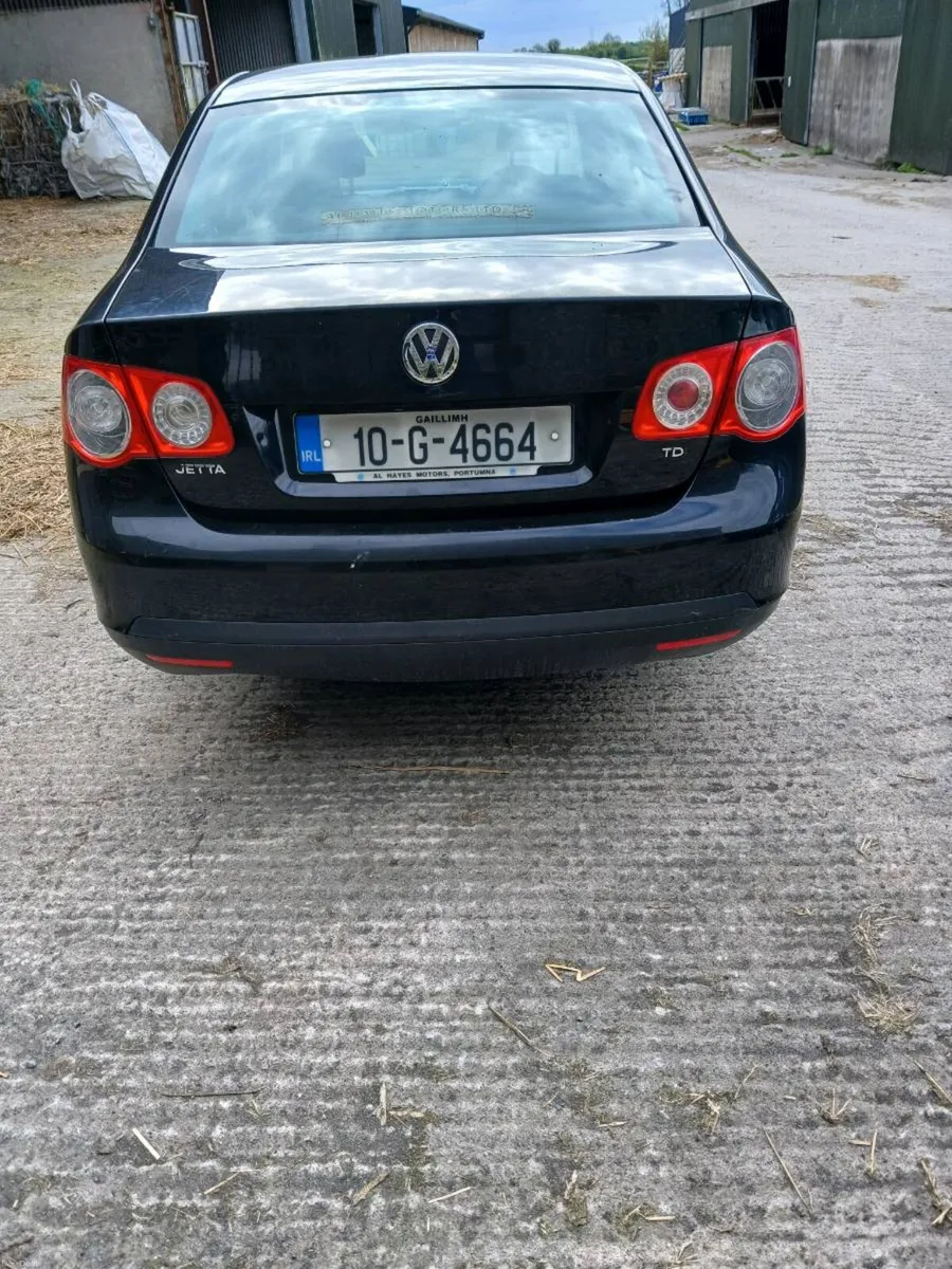 Car - Image 5