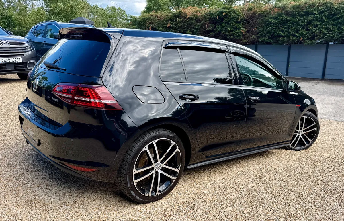 2016 Volkswagen Golf 2.0TD GTD Manual - Image 2