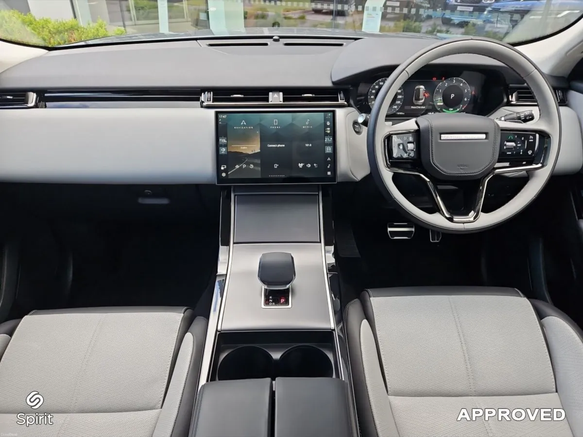 Land Rover Range Rover Velar Dynamic HSE P400e PHE - Image 4