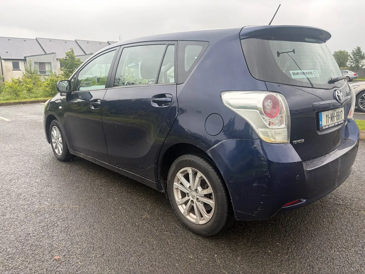 2011 Toyota Verso D4D NCT 12-26 - Image 3