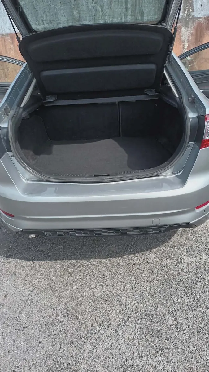 Ford Mondeo Titanium X sport 2012 - Image 4