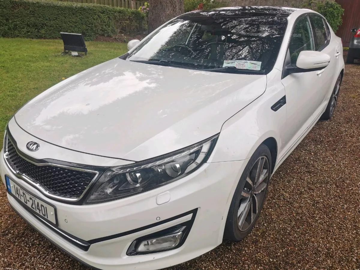 2014 Kia Optima Platnuim Panroof, Leather - Image 2
