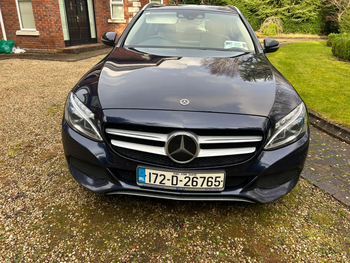 Mercedes-Benz C-Class 2017 C350e - Image 3