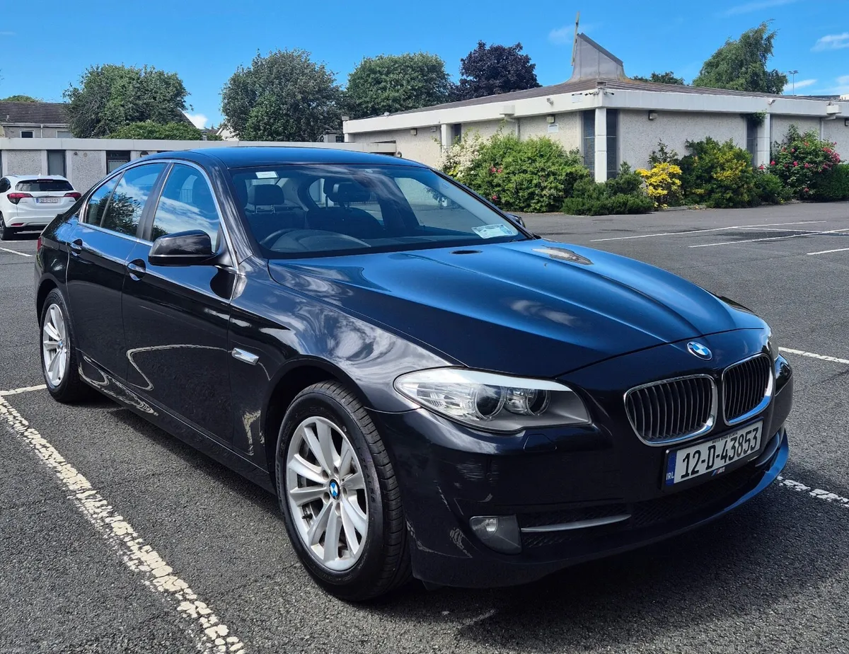 BMW 5-Series 2012 - Image 1
