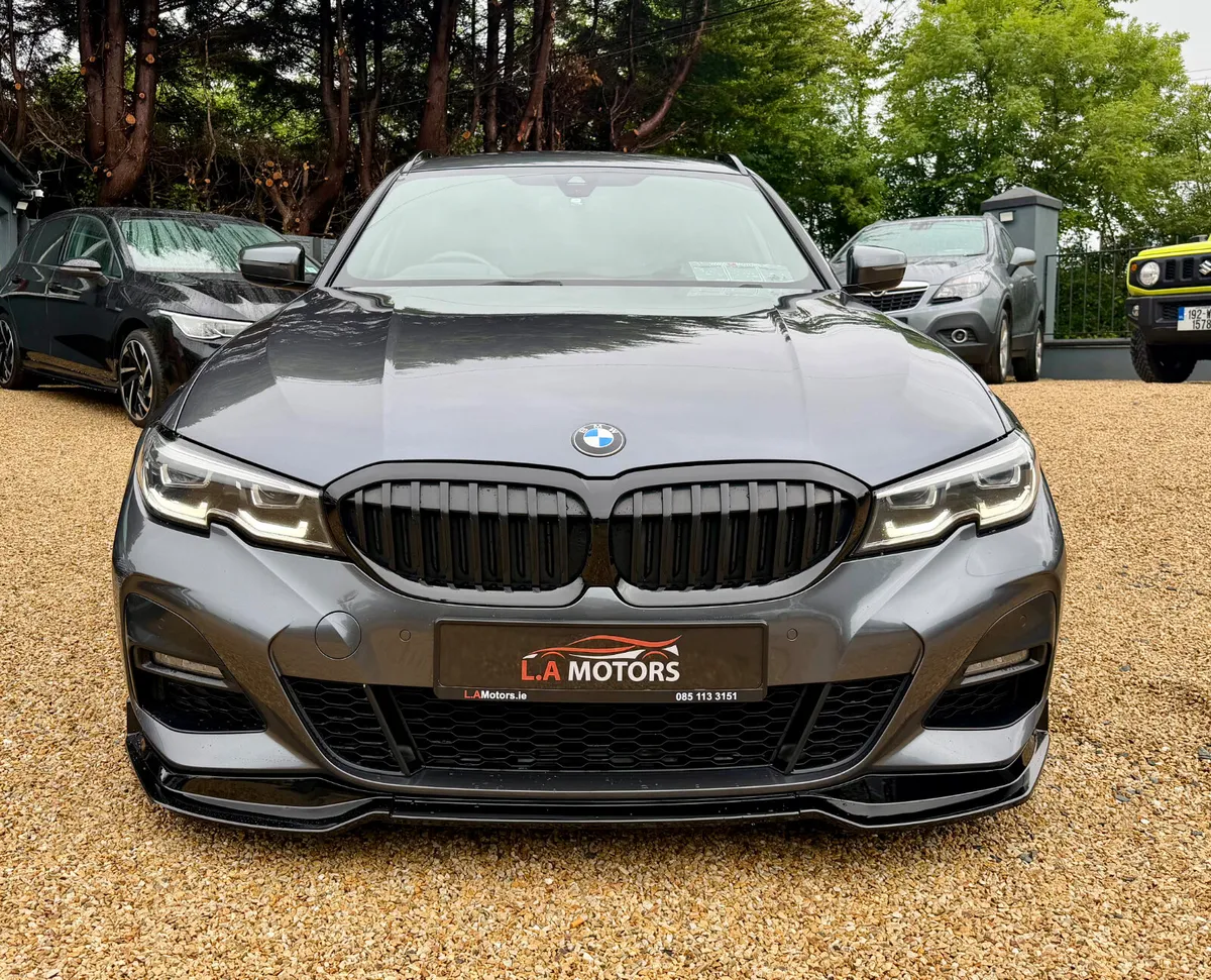 2020 BMW 318D M-Sport Wagon 😍 - Image 6