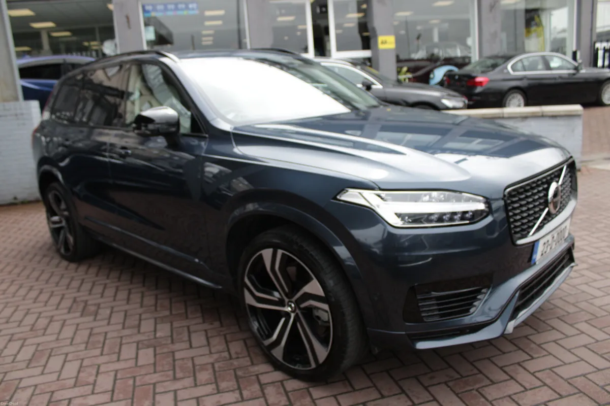 2023 VOLVO XC90 - Image 2