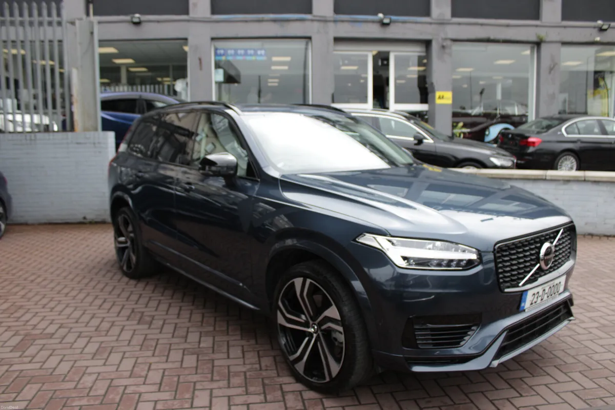 2023 VOLVO XC90 - Image 1