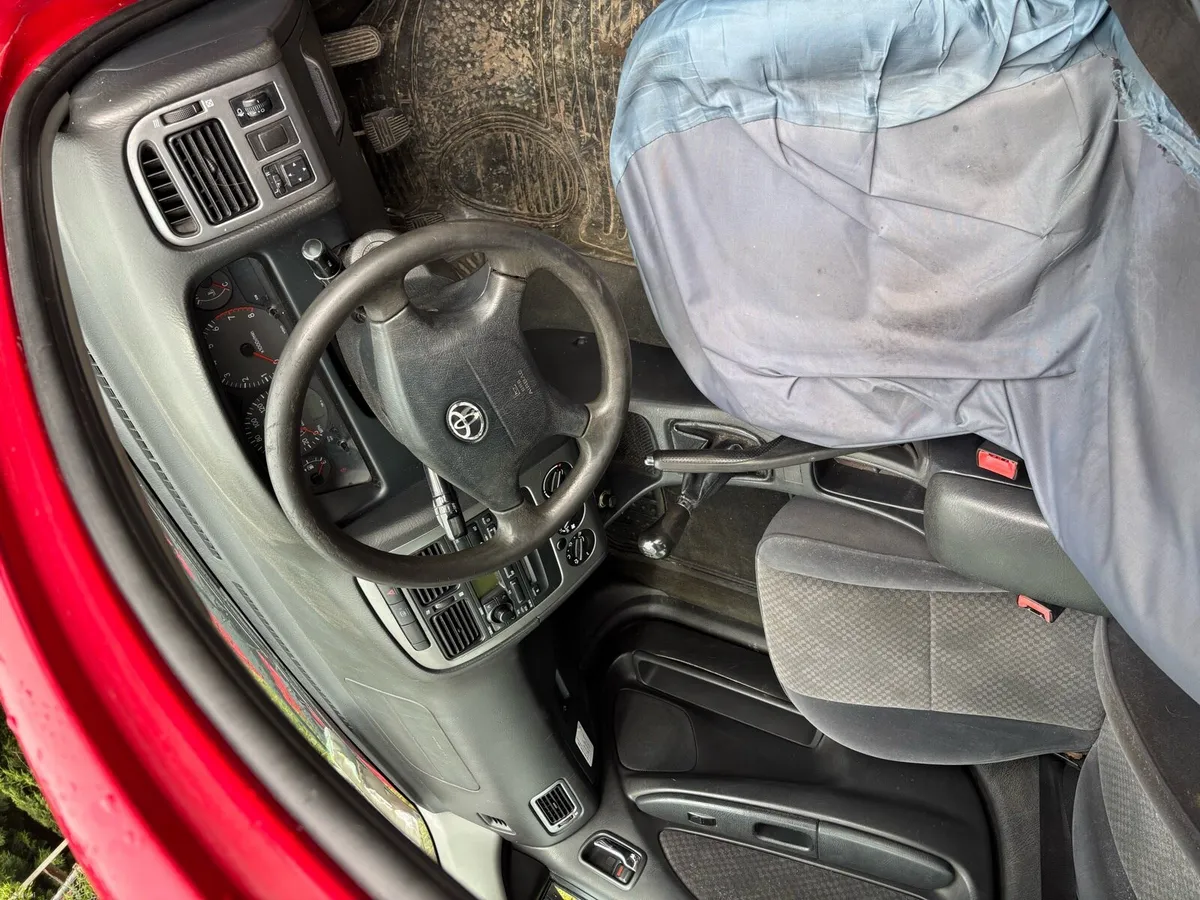 Toyota Avensis - Image 3