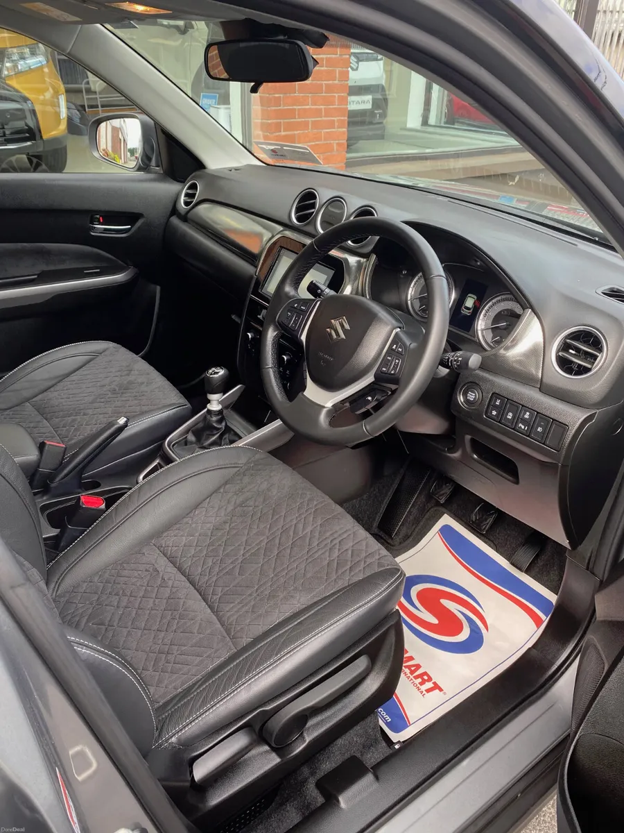 Suzuki Vitara 1.4 Mild HYBRID SZ5 2025 - Image 6