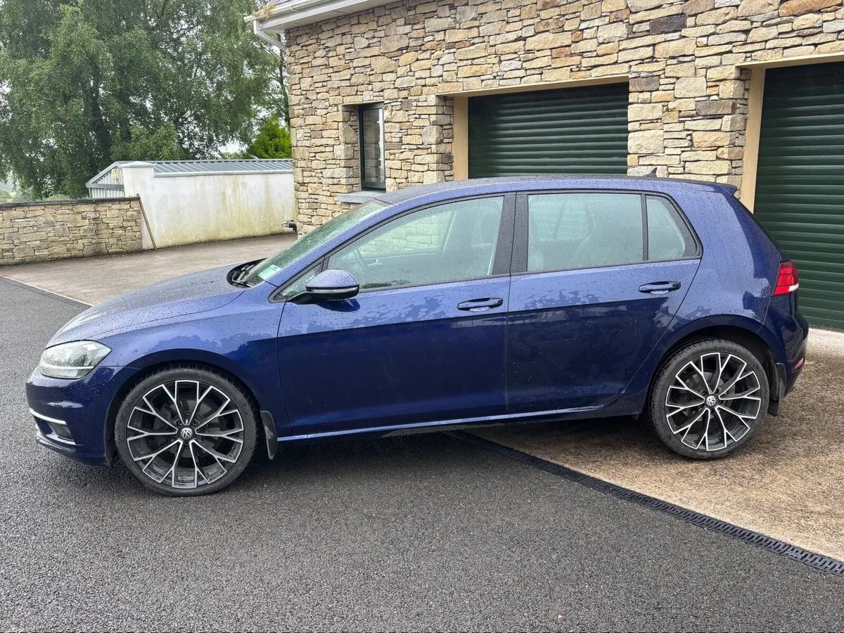 Volkswagen Golf 2018 - Image 2